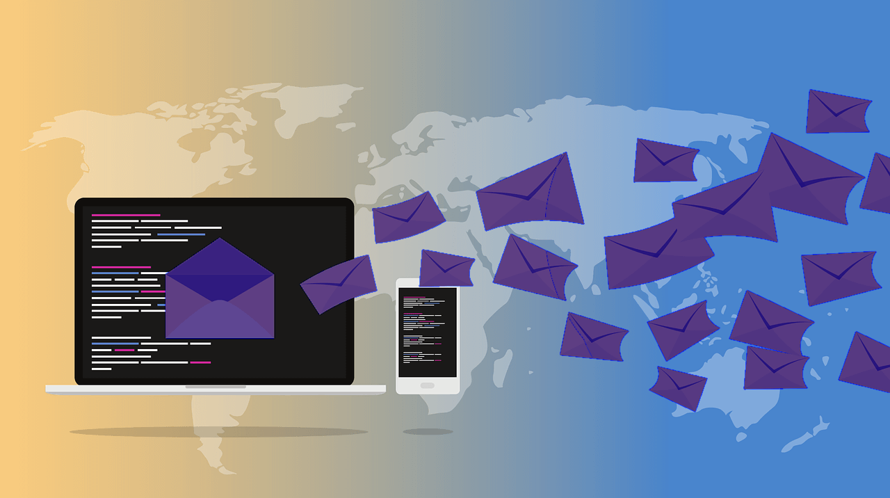 Send WooCommerce emails with a plugin
